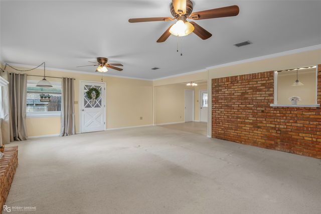 1811 Venus Drive, Bossier City, LA 71112