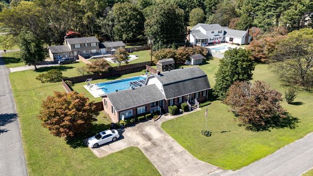 1103 Hudson Avenue, Jasper, TN 37347