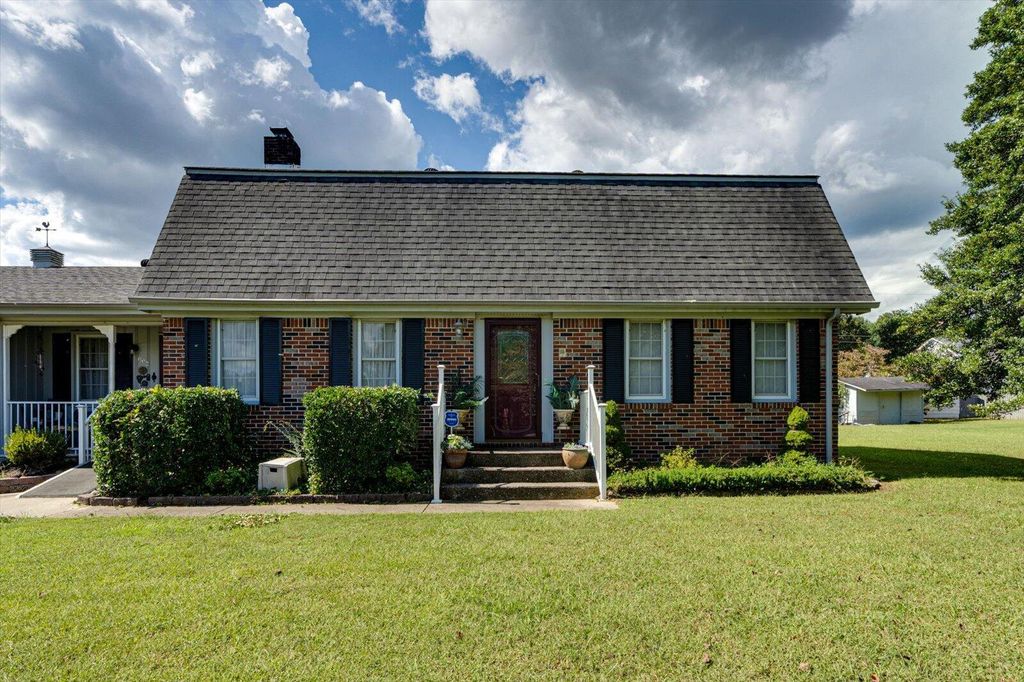 1103 Hudson Avenue, Jasper, TN 37347