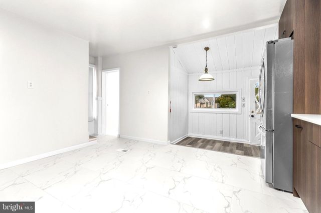 709 BRIDGEBORO ST, Riverside, NJ 08075