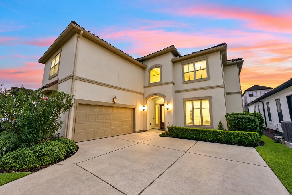 2431 Camden Creek Lane, Houston, TX 77077