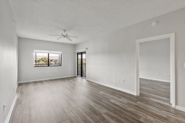 2813 Grande Parkway 304, Palm Beach Gardens, FL 33410