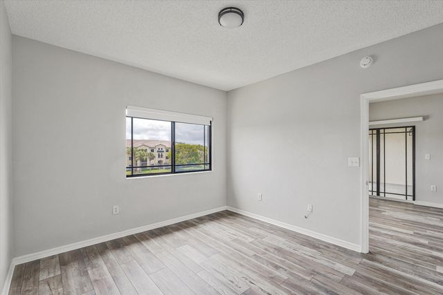 2813 Grande Parkway 304, Palm Beach Gardens, FL 33410