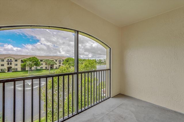 2813 Grande Parkway 304, Palm Beach Gardens, FL 33410