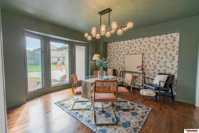 10113 S 176th Street, Omaha, NE 68136