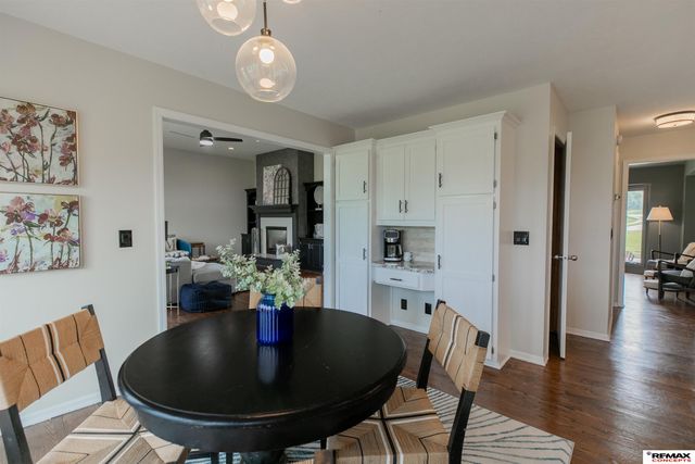 10113 S 176th Street, Omaha, NE 68136