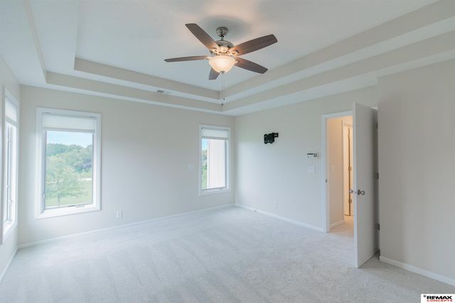 10113 S 176th Street, Omaha, NE 68136