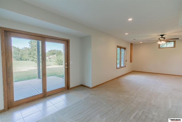 10113 S 176th Street, Omaha, NE 68136