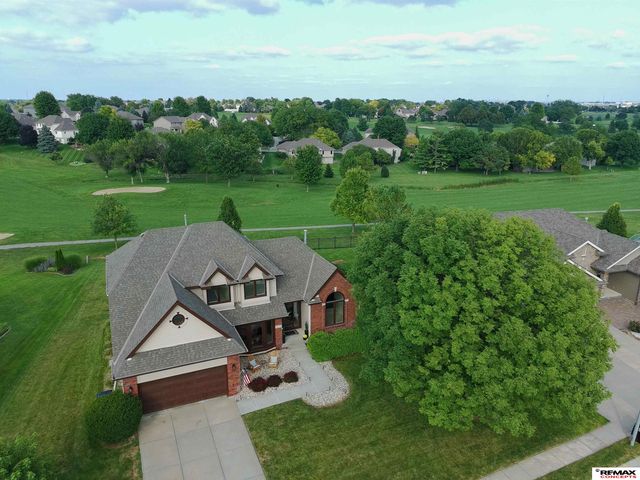10113 S 176th Street, Omaha, NE 68136