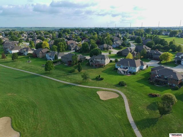 10113 S 176th Street, Omaha, NE 68136