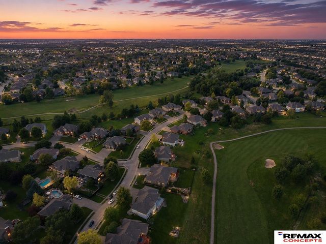 10113 S 176th Street, Omaha, NE 68136