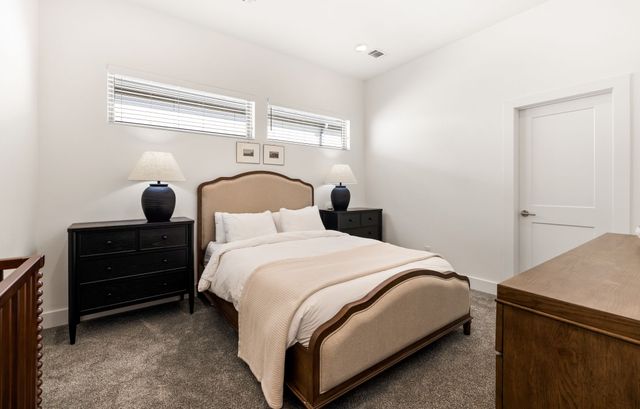 4222 Roseland Avenue 102, Dallas, TX 75204