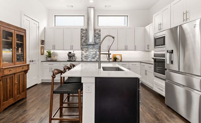 4222 Roseland Avenue 102, Dallas, TX 75204