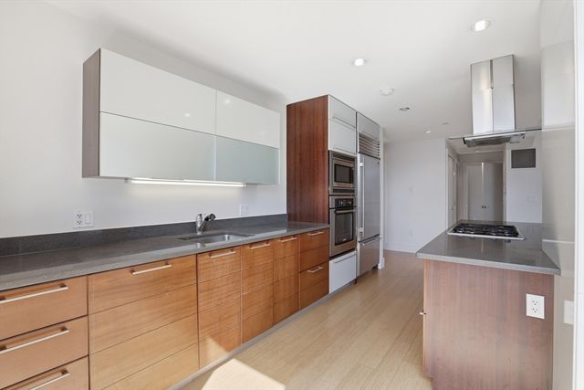 45 Province St 1502, Boston, MA 02108