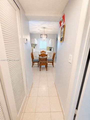 2145 Pierce St 416, Hollywood, FL 33020