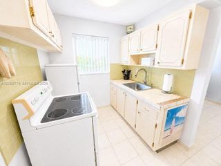2145 Pierce St 416, Hollywood, FL 33020