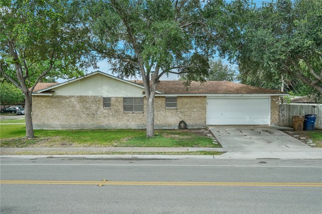 6205 Londonderry Dr, Corpus Christi, TX 78415