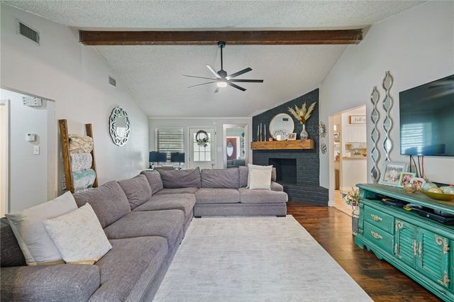 6205 Londonderry Dr, Corpus Christi, TX 78415