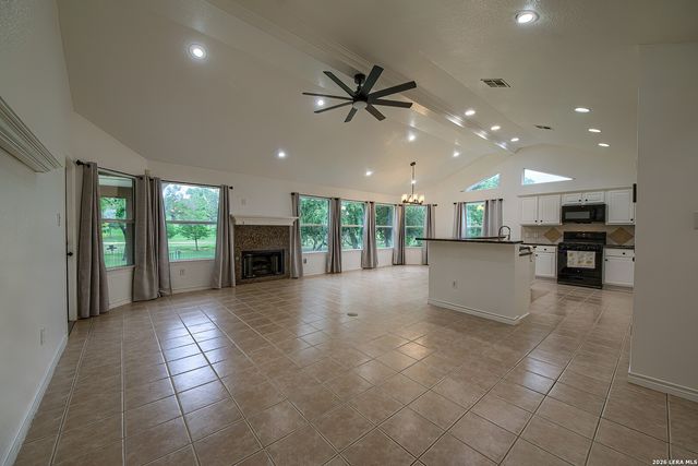 4010 STAHL RD, San Antonio, TX 78217