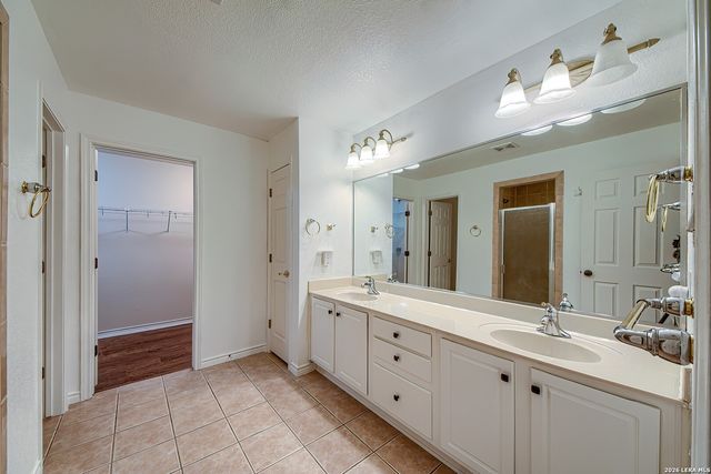 4010 STAHL RD, San Antonio, TX 78217