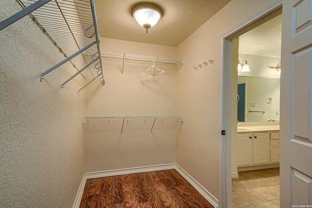 4010 STAHL RD, San Antonio, TX 78217