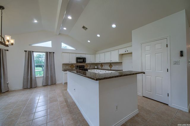 4010 STAHL RD, San Antonio, TX 78217