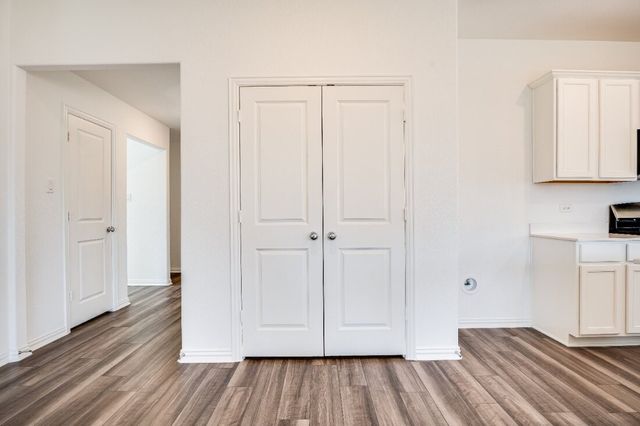 2123 Tule Way, Crandall, TX 75114
