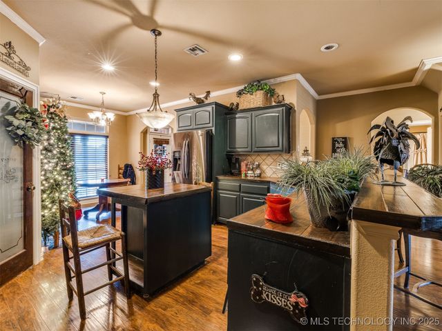 3271 E 144th Place S, Bixby, OK 74008