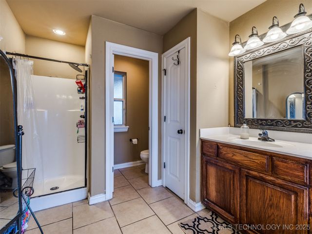 3271 E 144th Place S, Bixby, OK 74008