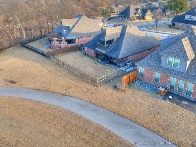 3271 E 144th Place S, Bixby, OK 74008