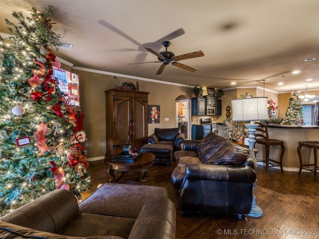3271 E 144th Place S, Bixby, OK 74008