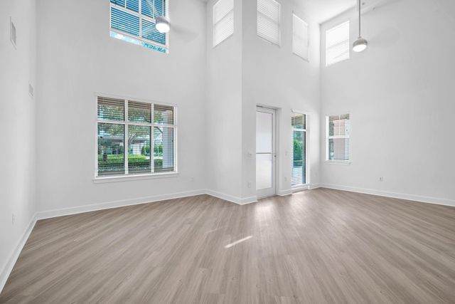 4515 Main Street 1054, Jupiter, FL 33458