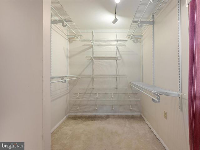 128 LONGCROFT RD, Winchester, VA 22602