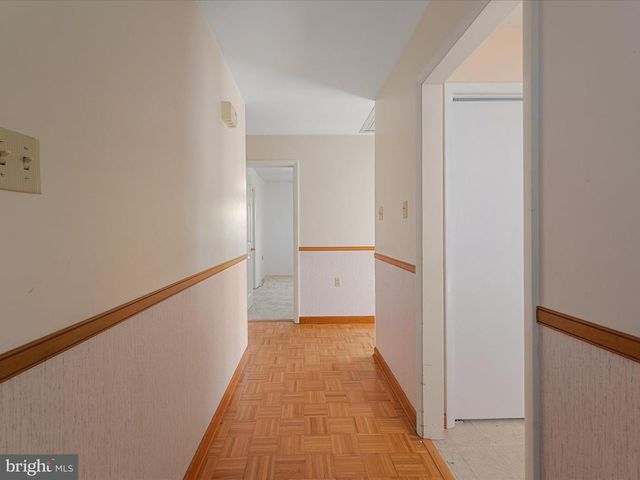 128 LONGCROFT RD, Winchester, VA 22602