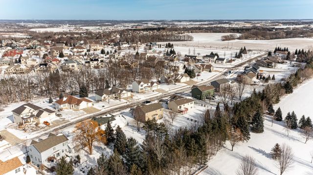 1310 Lone Pine Drive SW, Rochester, MN 55902