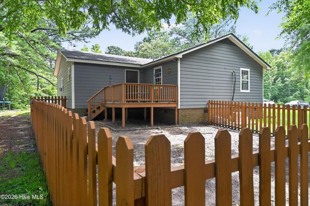109 Snowden Street, Princeville, NC 27886
