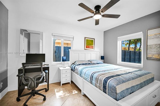 1221 NW 7th Ave, Fort Lauderdale, FL 33311