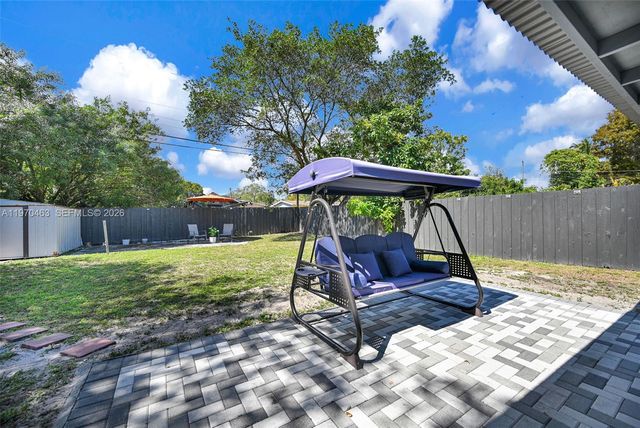 1221 NW 7th Ave, Fort Lauderdale, FL 33311