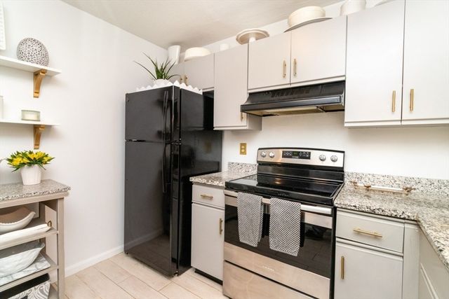 50 Watertown Street 110, Watertown, MA 02472