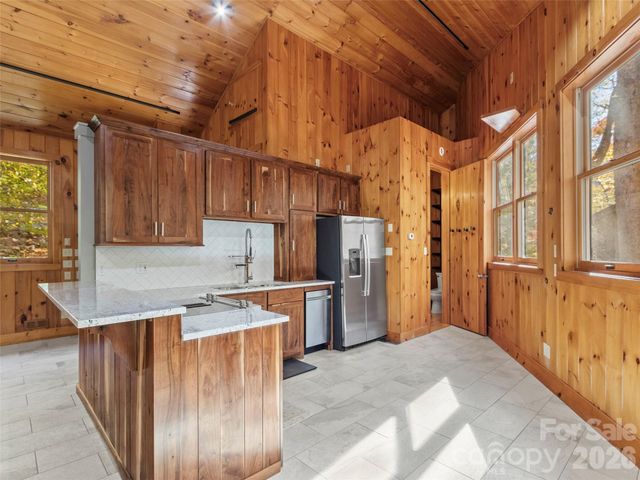 191 N Fork Road, Burnsville, NC 28714