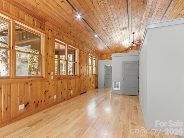 191 N Fork Road, Burnsville, NC 28714