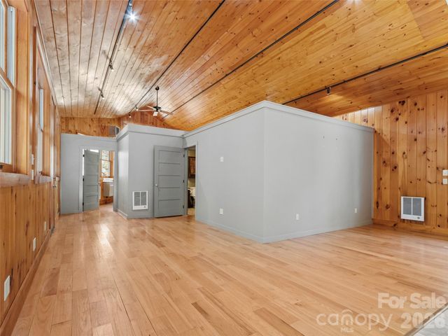 191 N Fork Road, Burnsville, NC 28714