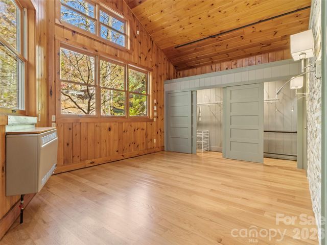 191 N Fork Road, Burnsville, NC 28714