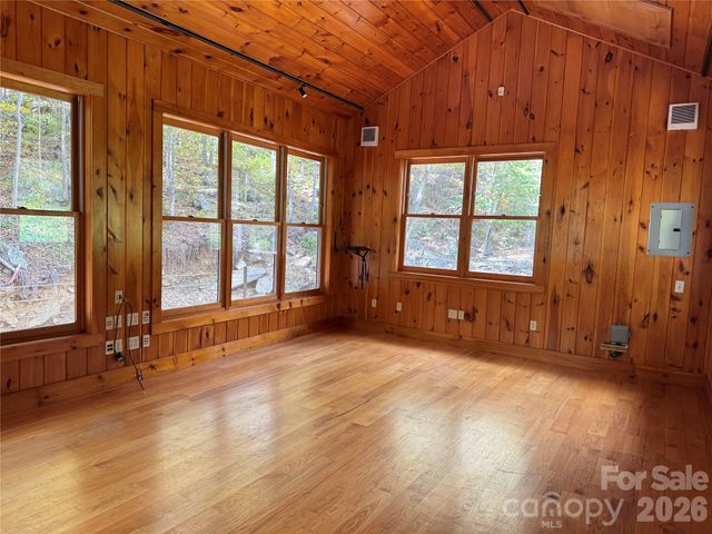 191 N Fork Road, Burnsville, NC 28714