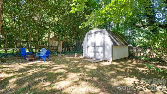 9608 Watergate Road, Charlotte, NC 28270