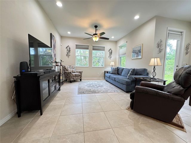 6712 ROCKY PARK STREET, Tampa, FL 33625