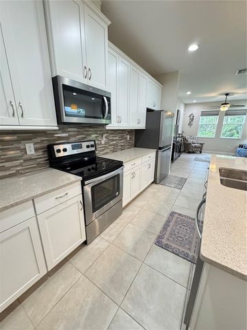 6712 ROCKY PARK STREET, Tampa, FL 33625