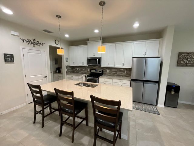 6712 ROCKY PARK STREET, Tampa, FL 33625