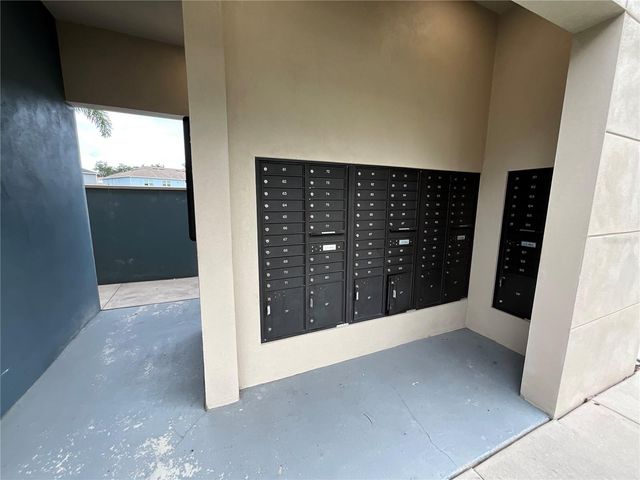 6712 ROCKY PARK STREET, Tampa, FL 33625