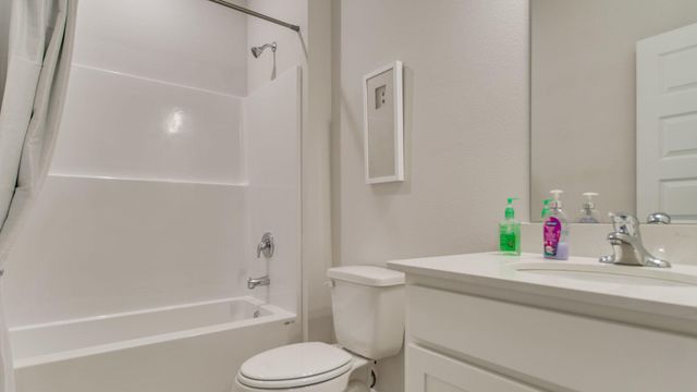 5831 Tripletail Drive, Milton, FL 32583
